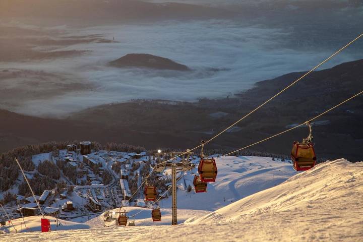 Gîte pour 4 personnes, avec balcon, animaux acceptés dans Office de Tourisme de Chamrousse - 2