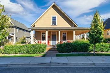 Location de vacances pour 7 personnes, avec jacuzzi et piscine à Chelan