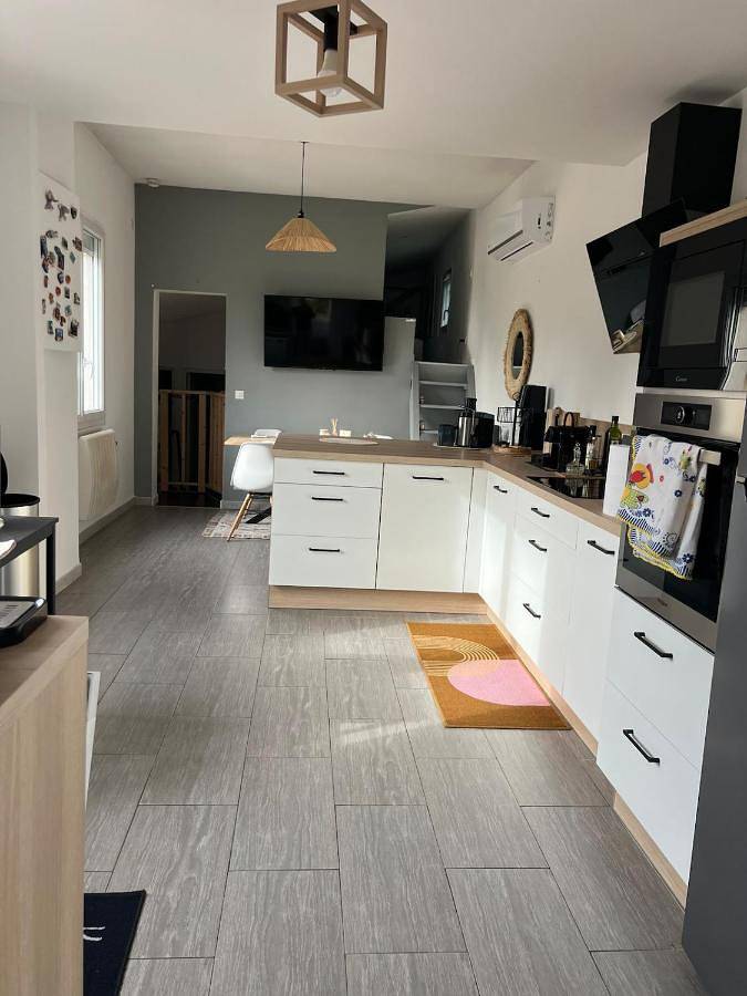 Maison de vacances pour 4 personnes, avec Jacuzzi ainsi que Terrasse et Jardin