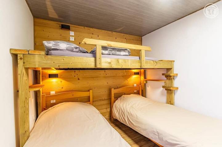 Location de vacances pour 5 personnes, avec terrasse et jardin à Saint-Jean-de-Belleville - 4