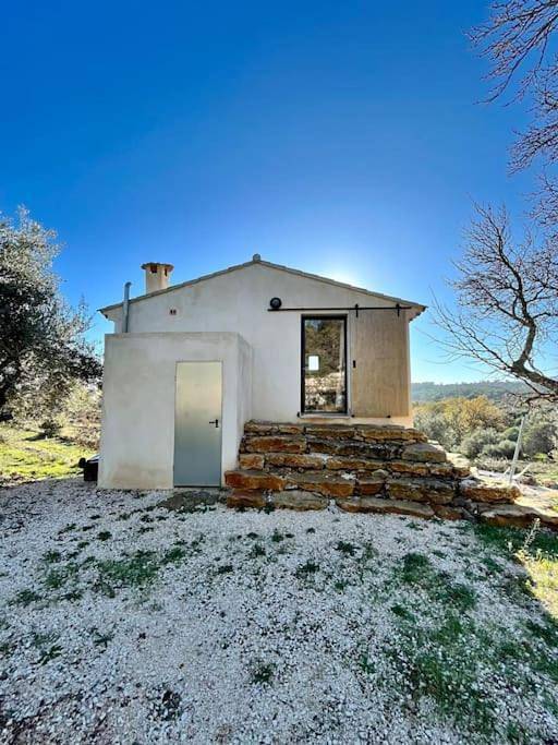 Appartement entier, Cabanon Provençal in Cuers, Côte méditerranéenne (France)