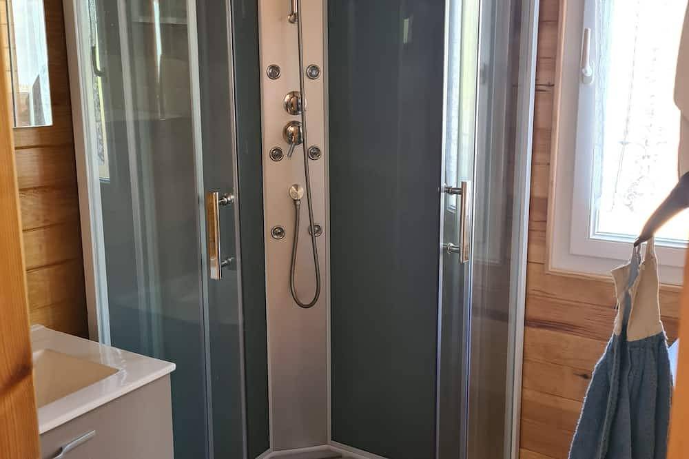 Chalet au cœur du parc du Morvan (Moux-en-Morvan) in Moux-en-Morvan, Parc naturel régional du Morvan