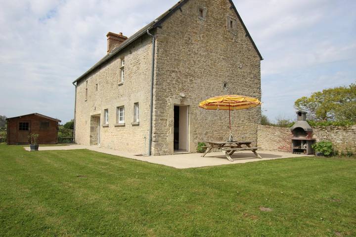 Gîte pour 6 personnes, avec jardin et terrasse