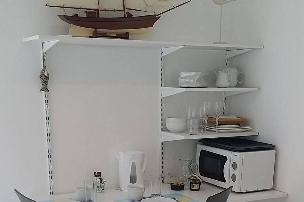 Chambre spacieuse moderne et très confortable à Perros-Guirec in Perros-Guirec, Côte de Granit Rose