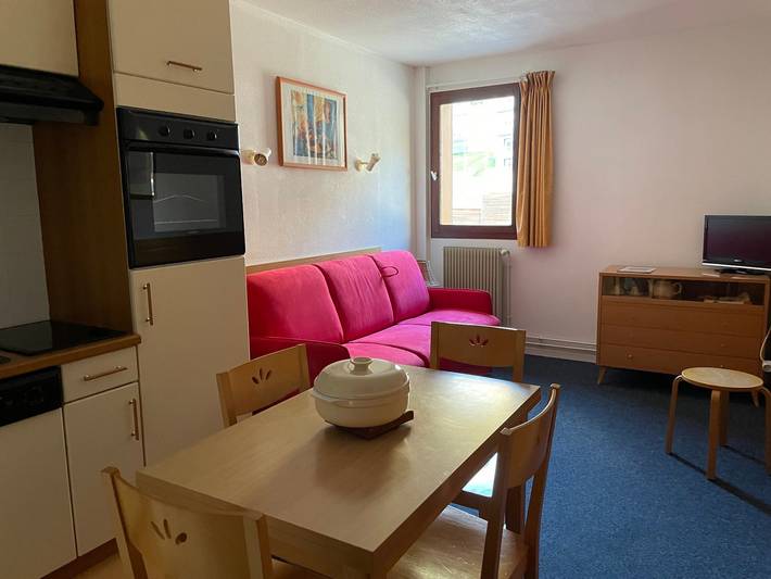 Gîte pour 4 personnes, avec Piscine dans Gourette - 2