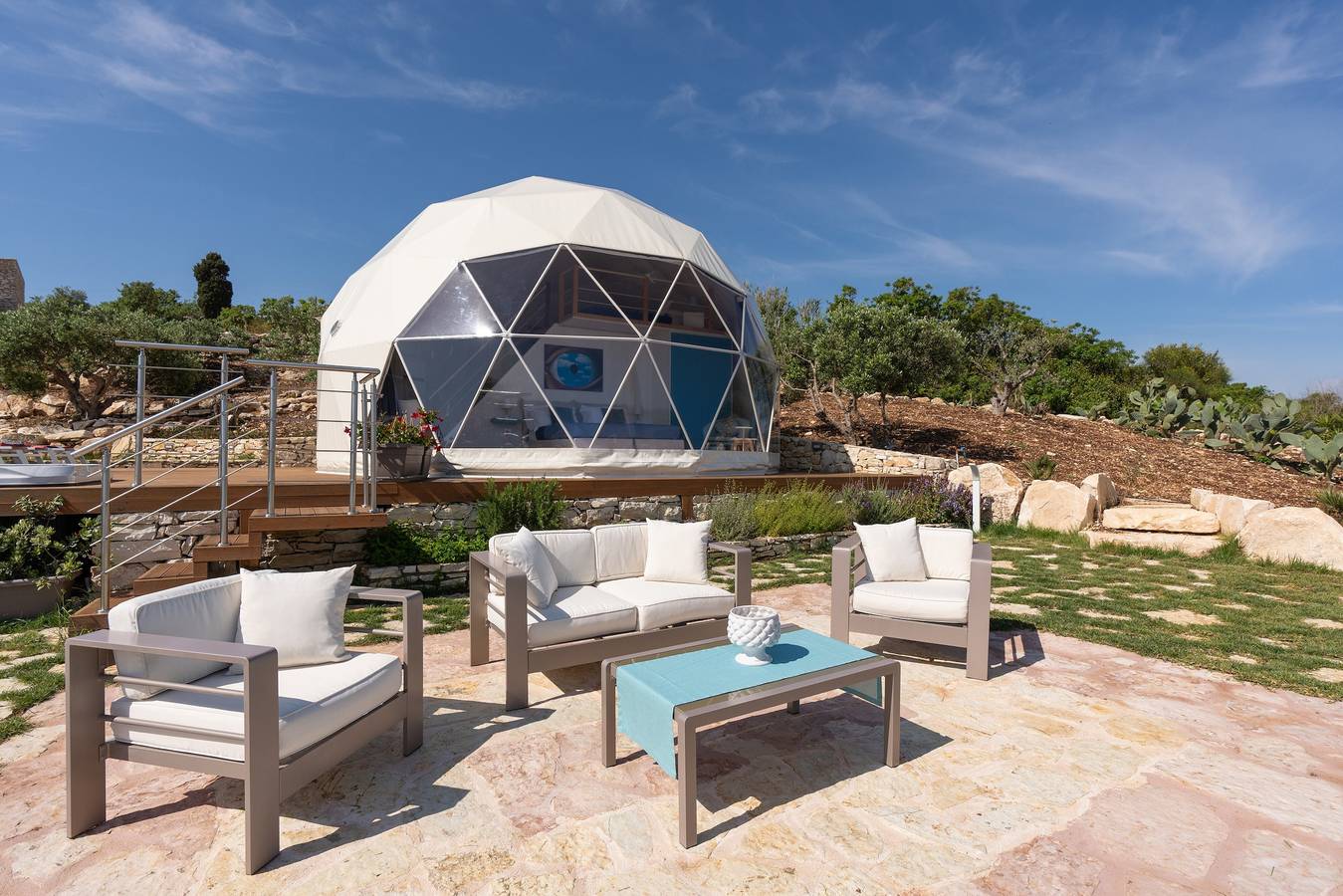 Chalet 'Dome On The Hill mit Whirlpool' mit Meerblick, Wlan und Klimaanlage in Castellammare del Golfo, Trapani Provinz