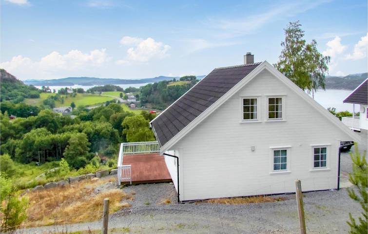 Ferienhaus für 8 Personen mit Terrasse in Fister, Hjelmeland