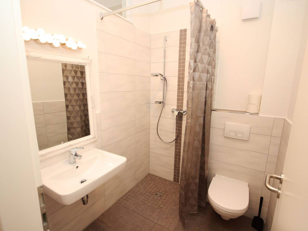 Ganze Wohnung, Wohnung in Bad Segeberg mit Terrasse in Bad Segeberg, Kreis Segeberg