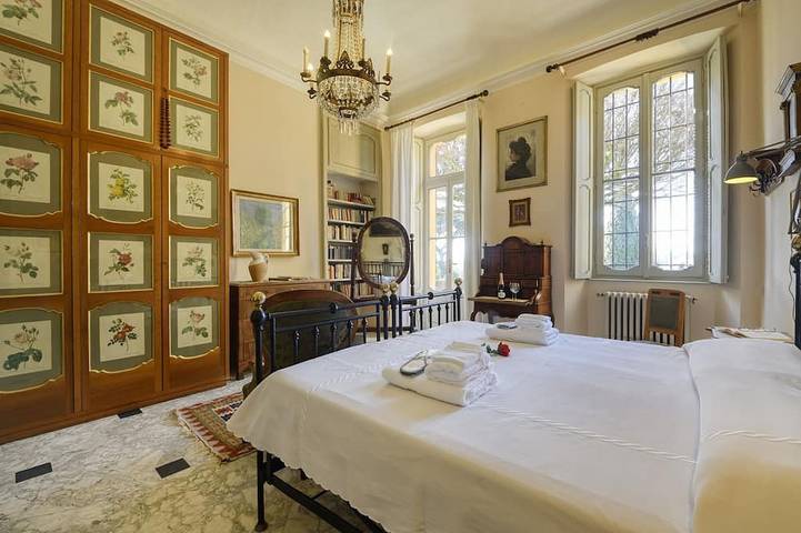 Apartamento entero, Varese - Old-time villa next to golf course in Varese, Provincia de Varese