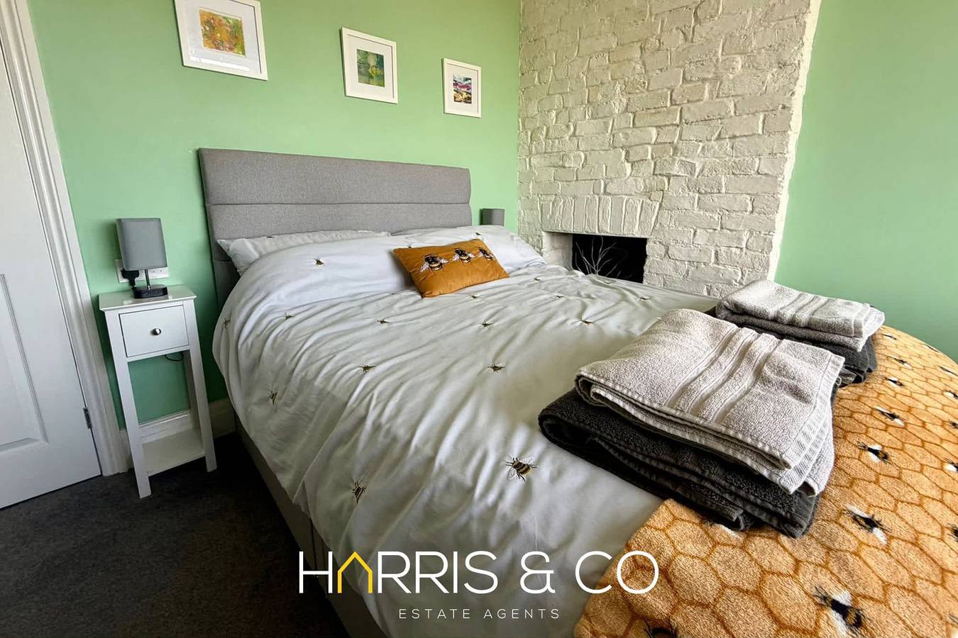 The Hideaway - A Cosy Beachside Retreat in Lancashire