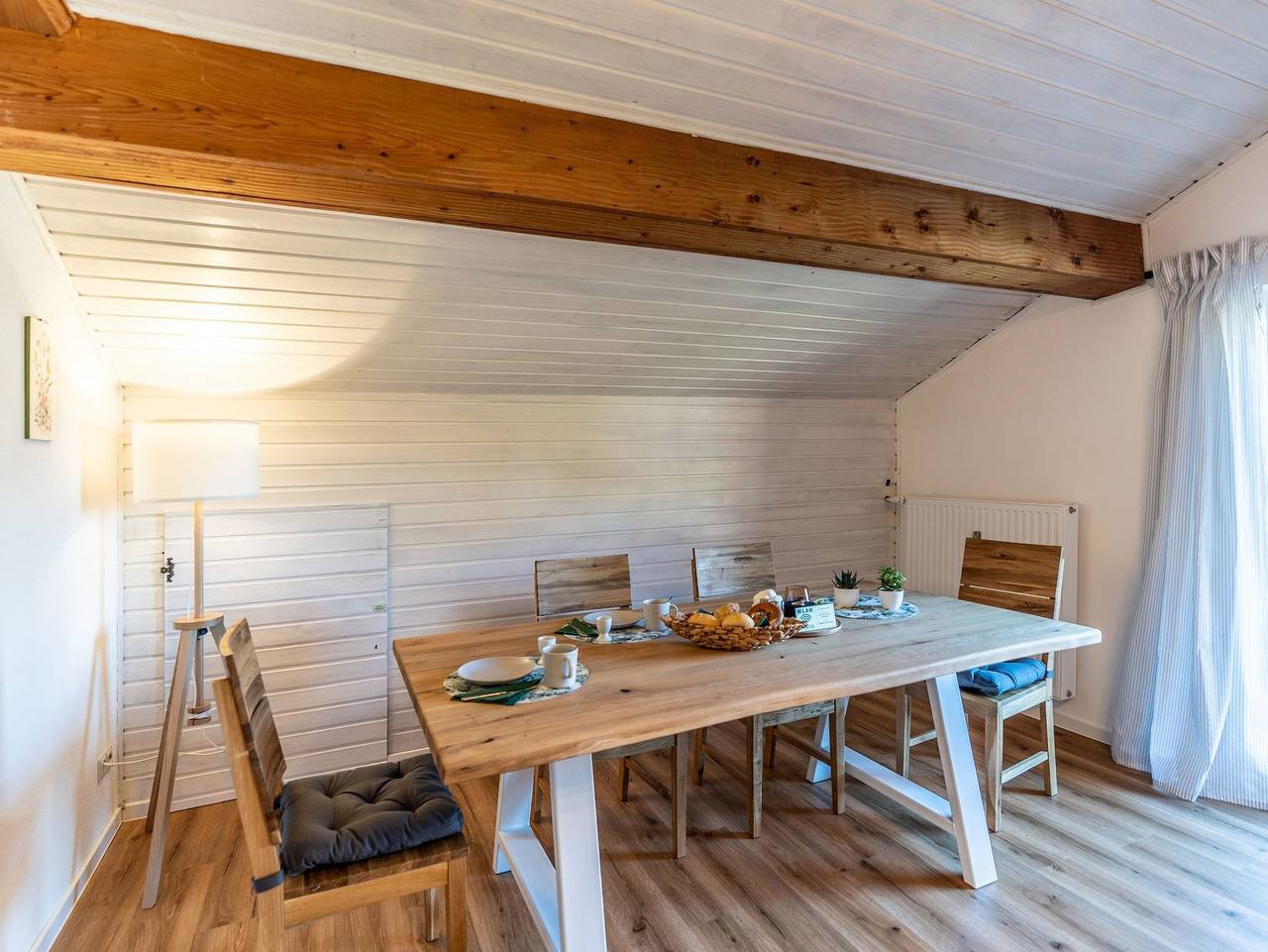 Ganze Ferienwohnung, Freidorf - Ferienwohnung mit Balkon und Wlan in Rettenberg, Bayerisch Schwaben