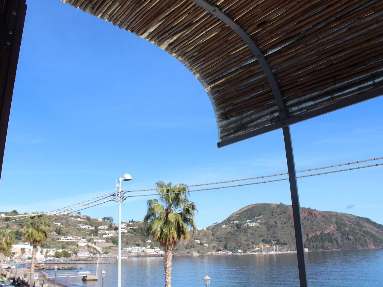 Apartamento entero, Wohnung 'Meeresbalkon' in Strandnähe in Lipari