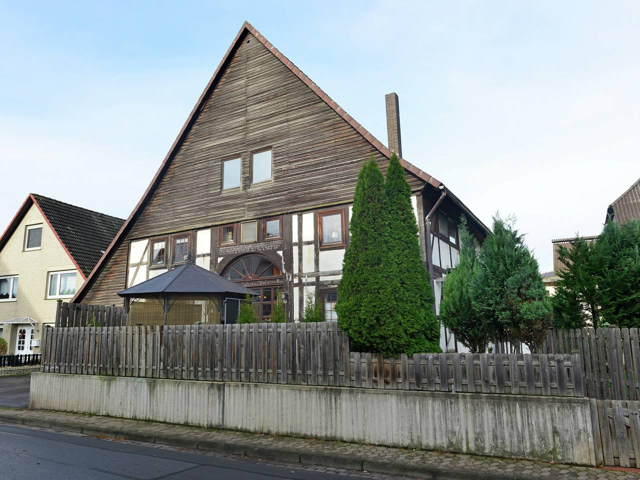 Ganze Wohnung, Apartment in Löwensen mit privater Terrasse in Bad Pyrmont, Weserbergland