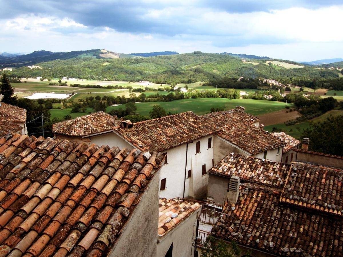 Locanda della Rocca in San Ginesio, Parco nazionale dei Monti Sibillini