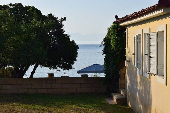 Bungalow für 4 Personen, mit Garten und Terrasse auf den Peloponnes