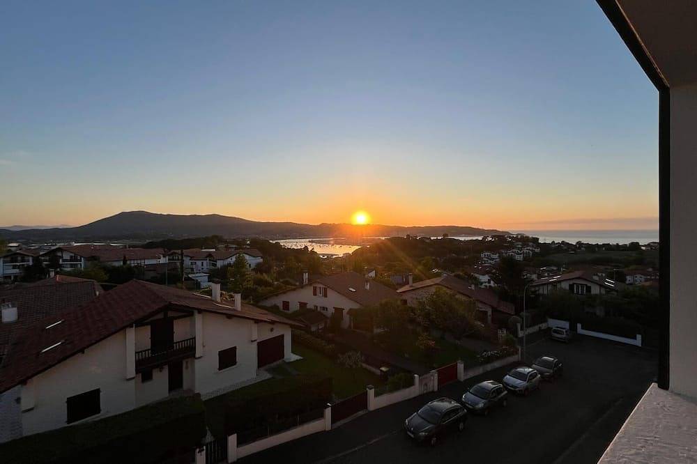 Appartement entier, Appartement calme avec vue sur la baie d’Hendaye in Hendaye, Région de Bayonne