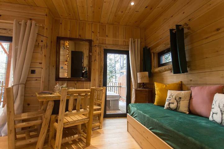 La Cabane Comtoise Duo Spa in Fournet-Blancheroche, Jura Francais