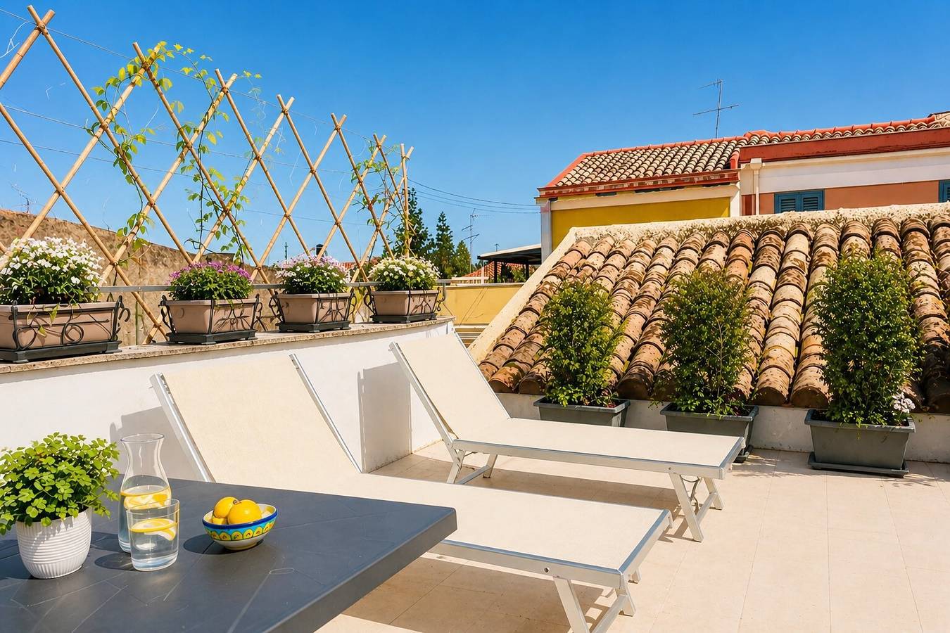 Msuite Etna Sicily – Elegante Appartamento con Terrazza Privata tra Etna, Taormina e Mare in Macchia, Giarre