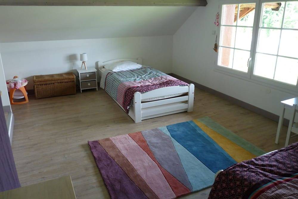 ---- La cabaña con techo de paja --- in Región de Bernay