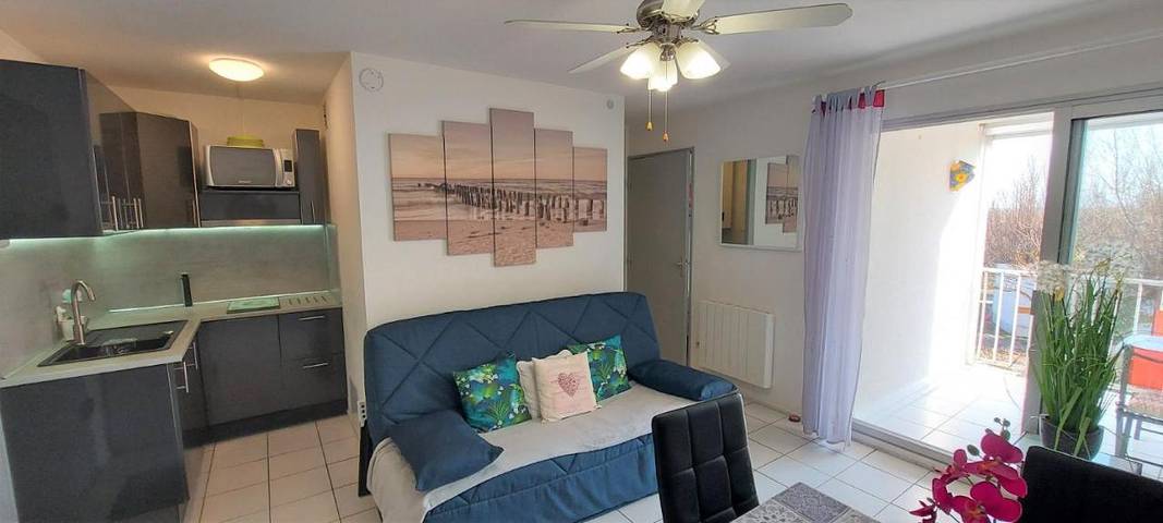 Appartement de vacances pour 4 personnes, avec vue ainsi que terrasse et jardin