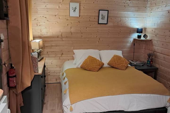 Gîte pour 2 personnes, avec terrasse et jardin à Saint-Auban - 3