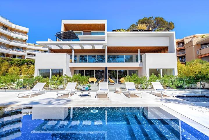 Gîte pour 6 personnes, avec jardin ainsi que piscine et jacuzzi
