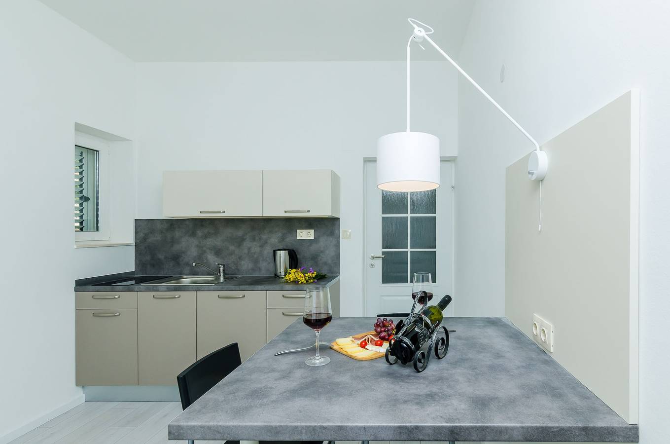 Ganze Wohnung, Villa Panorama Dubrovnik - Comfort One Bedroom Apartment with Balcony and sea View in Plat, Dubrovnik-Neretva