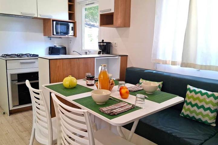 Mobil home pour 4 personnes à Belmont-sur-Rance