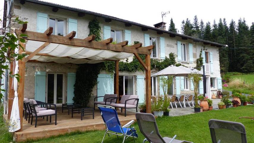 Chambre d’hôte pour 2 personnes, avec vue ainsi que jardin et terrasse