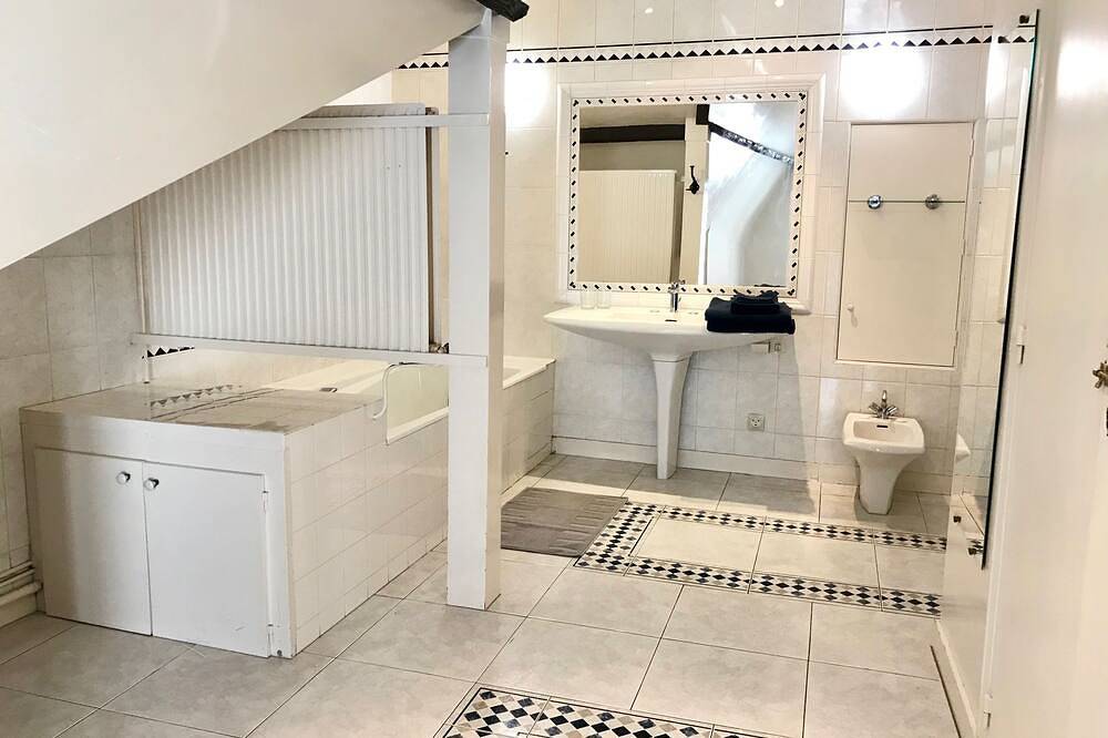 Ganze Wohnung, Charming old Chinon apartment 80 m2 Redone in Chinon, Loire-Tal