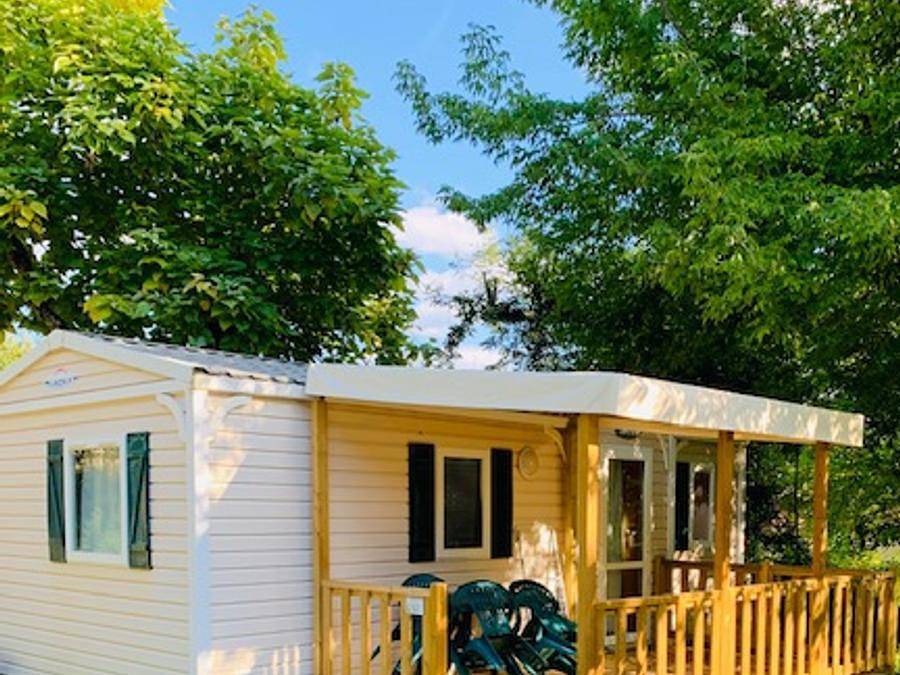 Flower Camping Le Tiradou - Mobilhome 4 personnes - Super Mercure Standard 27 m² (2 ch.-4pers) in Saint-Vincent-de-Cosse, Périgord Noir