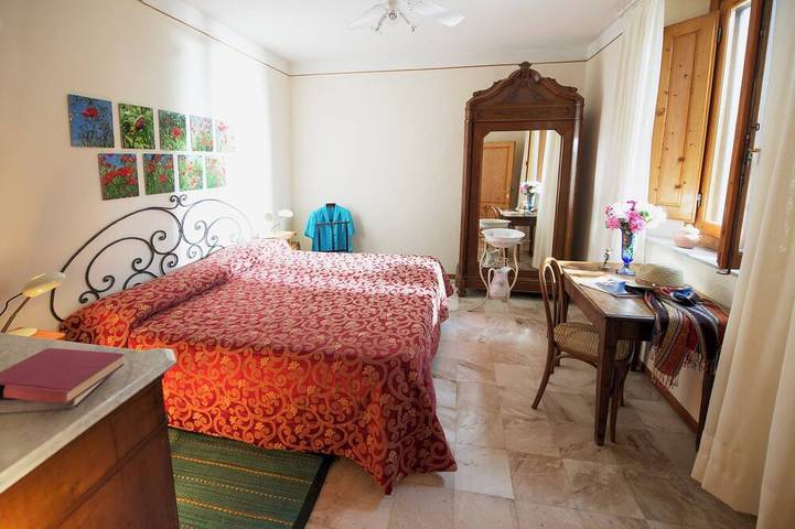 Bungalow 2 camere da letto, terrazza privata, splendida vista, wifi, piscina in comune, vicino a Vinci in Vinci, Firenze province