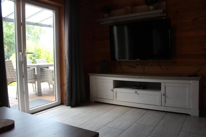 Ferienhaus für 6 Personen, mit Terrasse und Garten sowie Sauna und Seeblick in Bourtanger Moor - 2