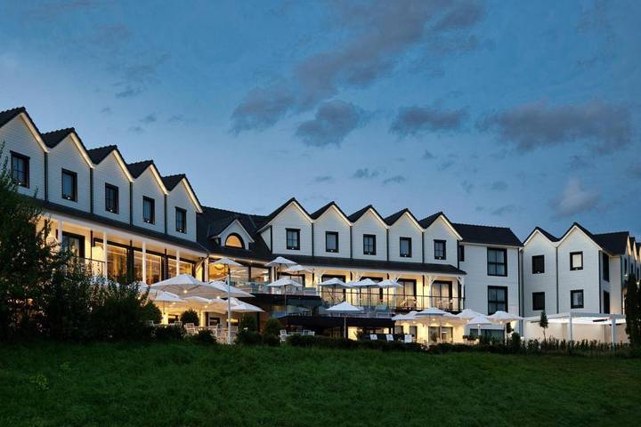 Hôtel pour 2 personnes, avec jacuzzi et piscine ainsi que terrasse et sauna à Anzin-Saint-Aubin - 4