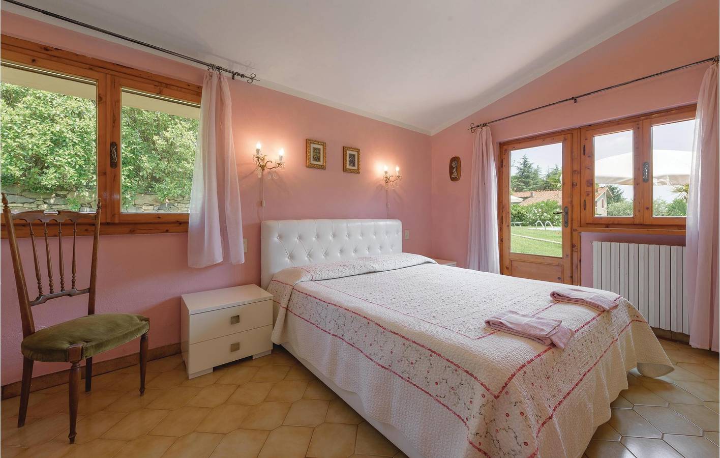 Oase am See: 90m² mit Parkplatz, Pool & Garten in Capannori, Lucca Provinz