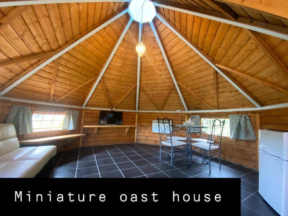 One-Bedroom Bungalow in Ash (Dover), Kent