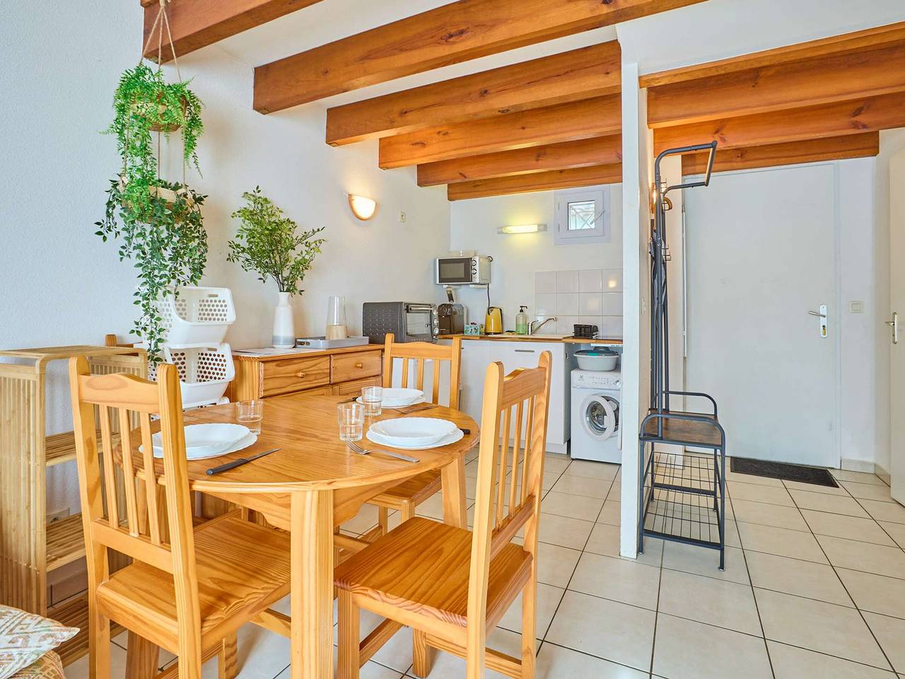 Appartement entier, Charmant T2 avec terrasse et jardin à Barbotan in Cazaubon, Gers