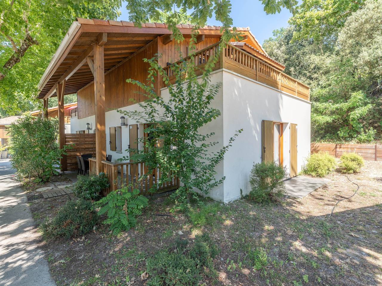 Apartamento entero, Lacanau Stay, a 100 m del lago y la piscina. in Lac de Lacanau, Lacanau