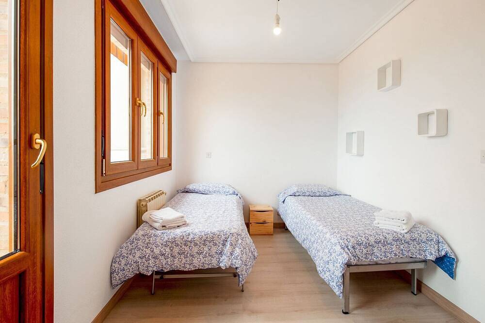 Alójese el histórico Laguardia, capacidad para 8 in Laguardia, Rioja Alavesa