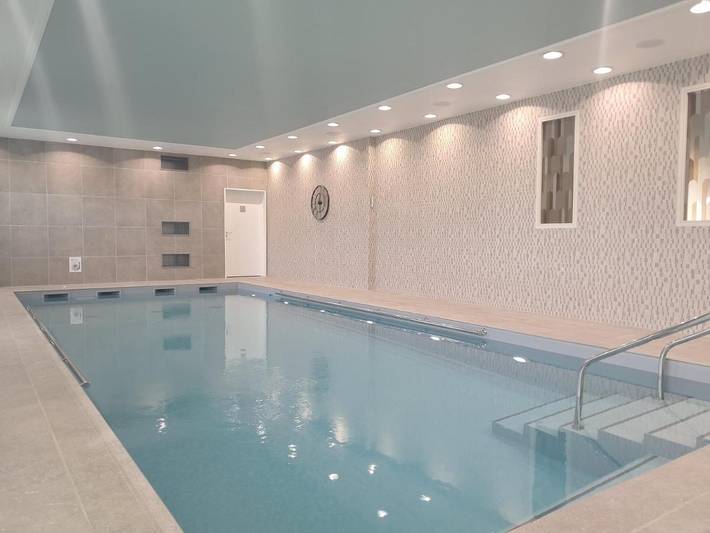Location de vacances pour 4 personnes, avec Balcon et Terrasse ainsi que Jardin et Piscine à Ploufragan