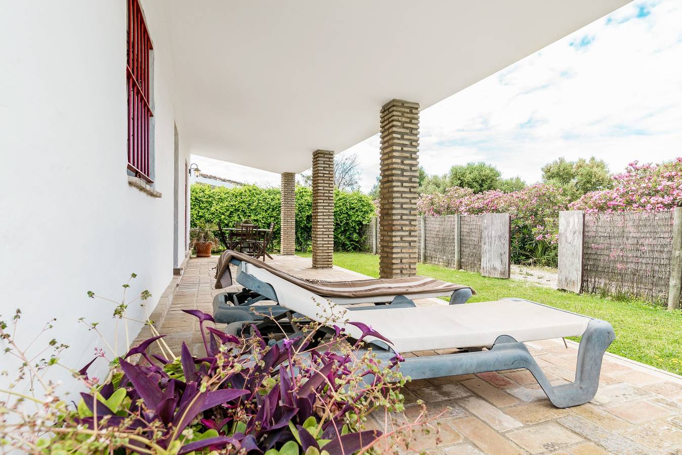 Maison de vacances 'El Algarrobo' avec piscine partagée, terrasse privée et Wi-Fi in Playa El Palmar, Vejer de la Frontera