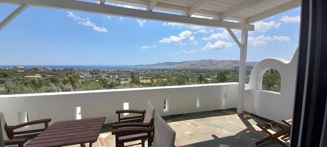 Location de vacances pour 2 personnes, avec vue et jardin dans Carystos - 4