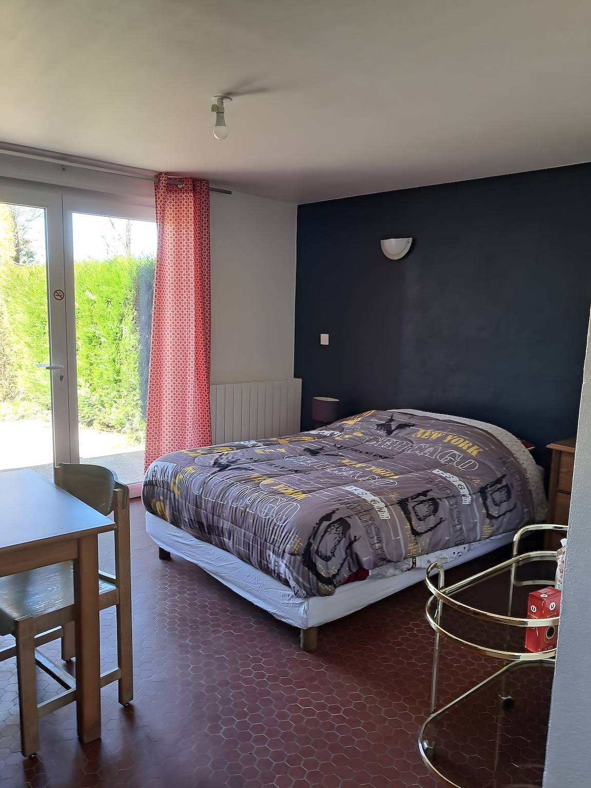 Cottage 'Le Paradis De Marie' with Private Terrace and Private Garden in Treignac, Tulle region