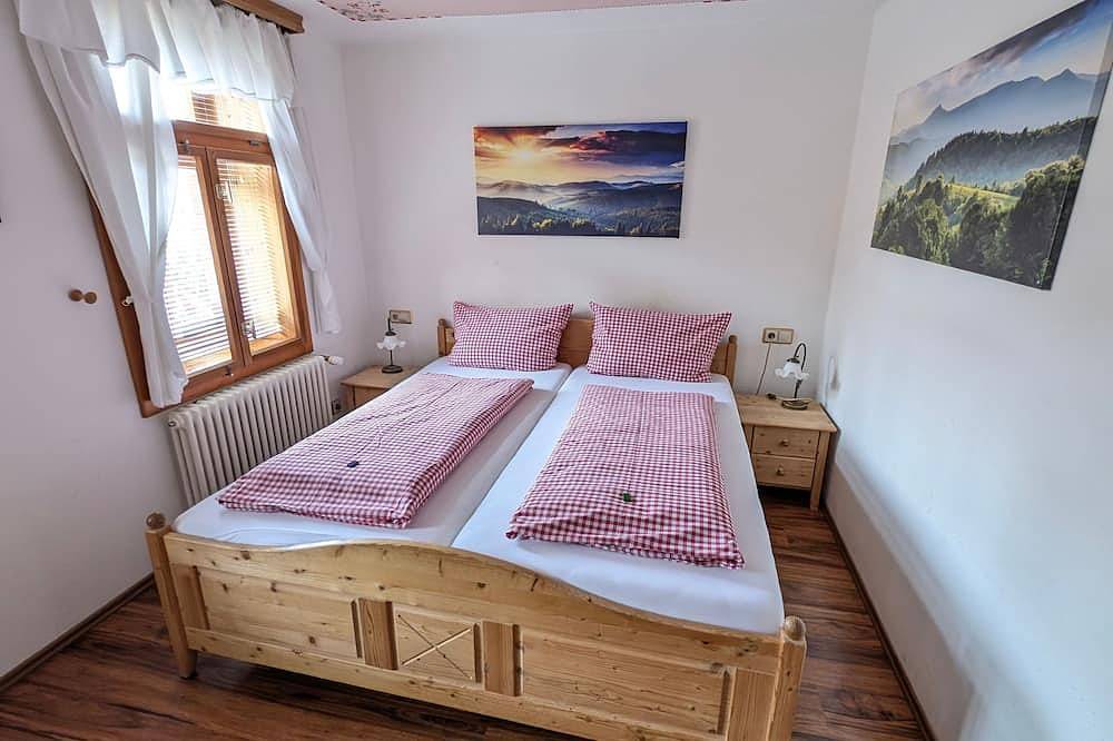 Zimmer 2 - Berggasthaus & Pension Schöne Aussicht in Klingenthal, Chemnitz und Umgebung