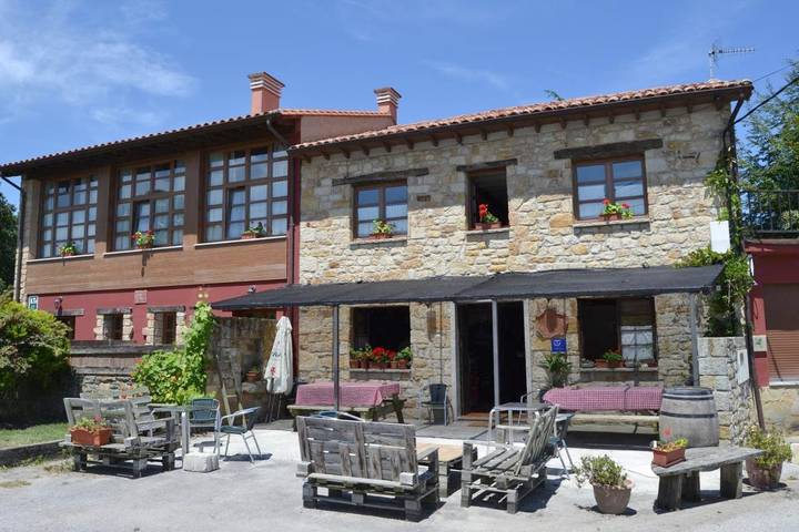 Casa rural para 4 personas, con jardín y terraza en Villaviciosa  - 2