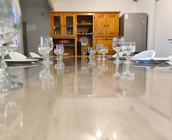 Location de vacances pour 6 personnes, avec piscine ainsi que vue et jardin, adapté aux familles à Cabasse - 2