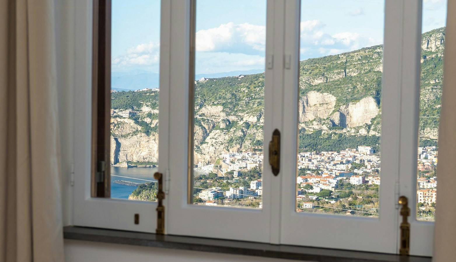 Appartamento con vista mare sul Golfo di Sorrento in Sorrento, Penisola Sorrentina