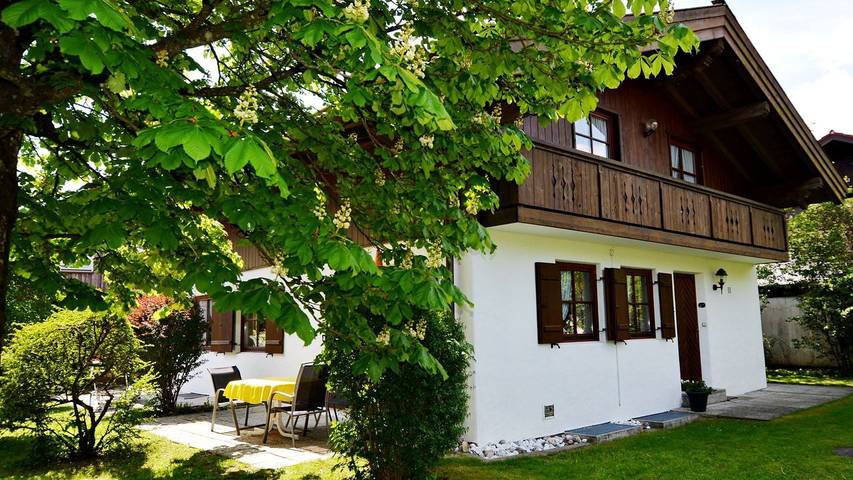 Ferienwohnung für 2 Personen, mit Garten, kinderfreundlich in Ruhpolding