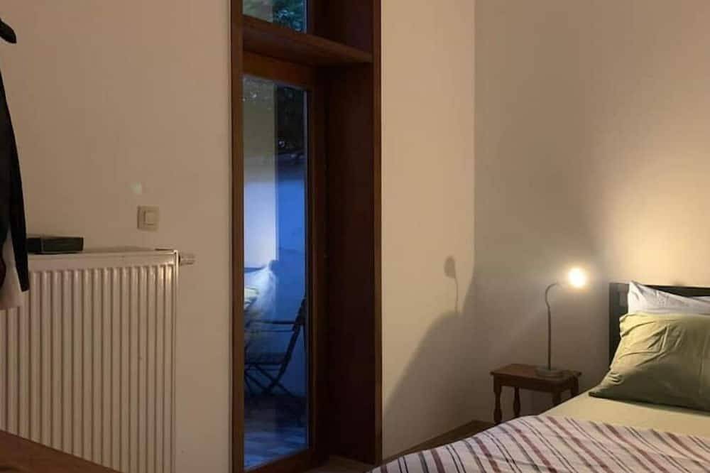 Entire apartment, Charmant Studio in Forest-Vorst, Flanders