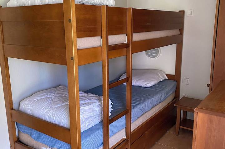 Apartamento entero, Studette 5 people in Monflanquin - Heated swimming pool, parking & free wifi in Monflanquin, Región de Villeneuve-sur-Lot